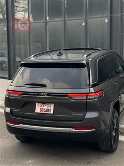 جيب جراند شيروكي